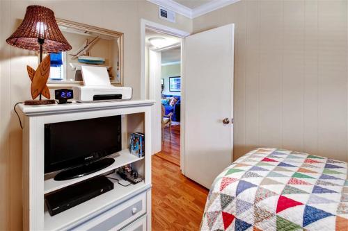Hilton Head Island Condo with Beach Views and Access! - main image