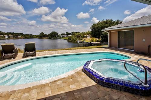 Port Charlotte Home with Views, Heated Pool and Spa!