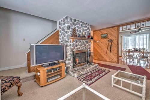 Unique Pocono Getaway with Deck and Walk to 3 Lakes! - image 4