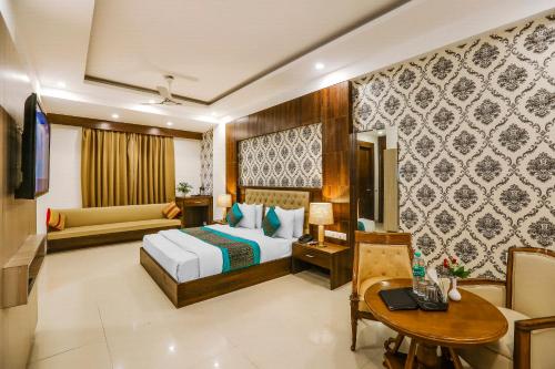 Photo - Hotel Almati Inn at Delhi Airport