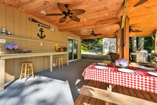 Lakefront Rutledge Home with Fire Pit and Private Dock in Rutledge, USA