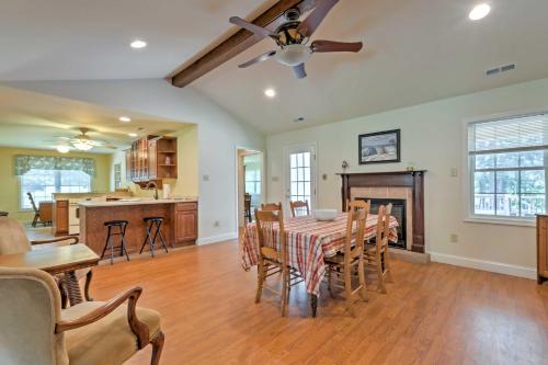 'JuJu's Place' Warsaw House w/ Deck & Tree Swings! in Warsaw (VA)
