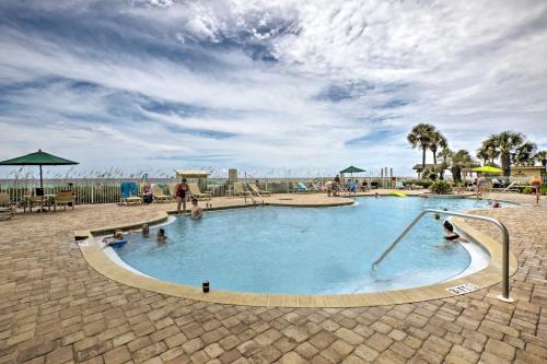 Destin Condo with Stunning Ocean Views and Pool Access - image 6