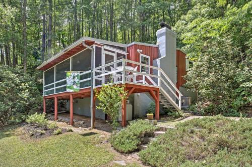The Red Loft Candler Cottage 18 Mi to Asheville! - image 12