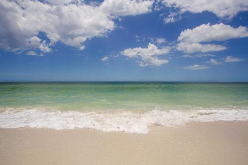 Oceanfront Bonita Springs Condo with Pool Access! - image 12