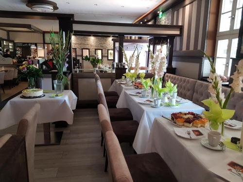 Étterem, Hotel Zum Weissen Ross in Delitzsch