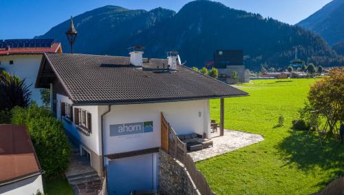 Ahorn Chalet Mayrhofen