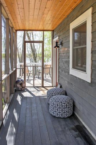 Spacious Pine Lake Home Deck Fire Pit and 3 Acres! - image 8
