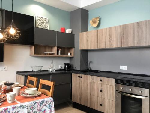 Flatguest Naval * Cosy * 1Bdr. * Fast WiFi - main image