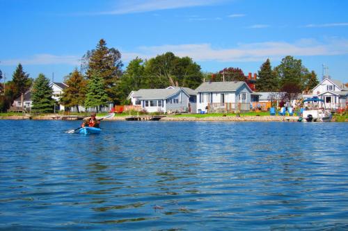 Twin Birch Cottages