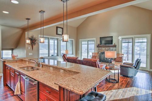 'Bella Greens' Spacious Sturgis Home w/ Large Deck in Sturgis (SD)
