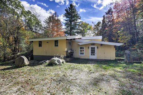 Home with Sauna - Close to Pico and Killington Mtns!