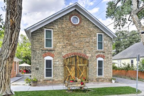 Historic Laramie Condo - 3 Blocks to Downtown & UW