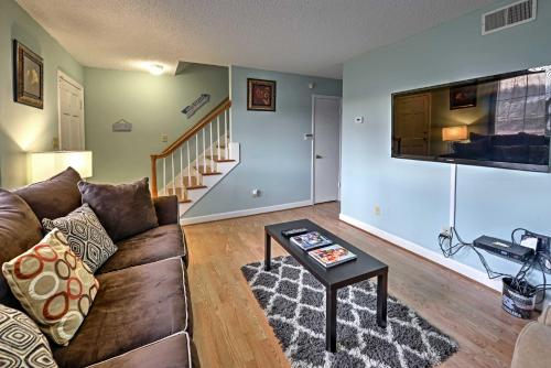 Chapel Hill Townhome - Minutes from UNC and Duke! - image 3