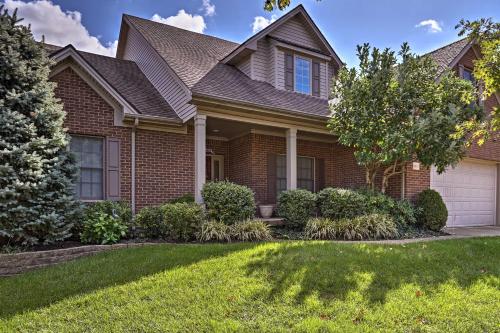 . Lexington House with Spacious Deck and Fireplace!