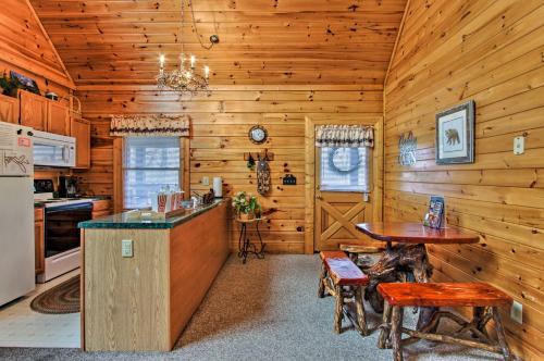 Rustic Sevierville Cabin with Covered Porch! in Sevierville, USA