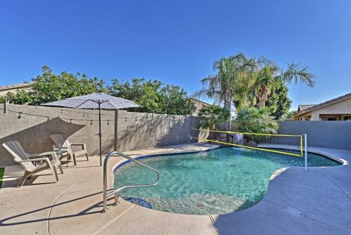 . Arizona Retreat with Heated Pool, Fire Pit and Grill!