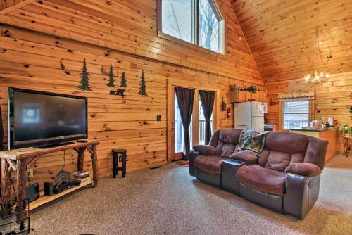 Rustic Sevierville Cabin with Covered Porch! in Sevierville, USA