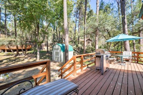 Cozy Cabin with AC and Deck 5 Mi to Downtown Prescott - main image