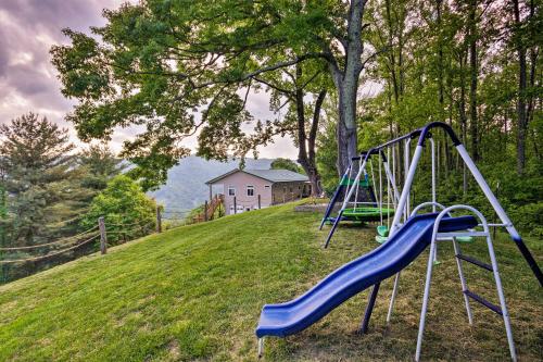 Private Blue Ridge Home with Mountain Views, Hot Tub