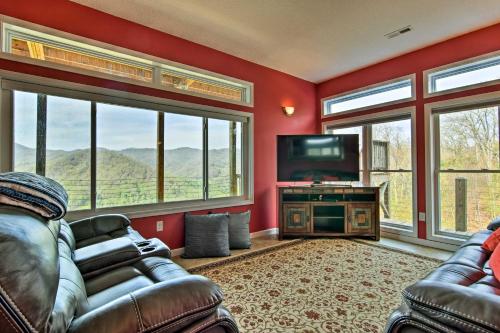 Private Blue Ridge Home with Mountain Views, Hot Tub