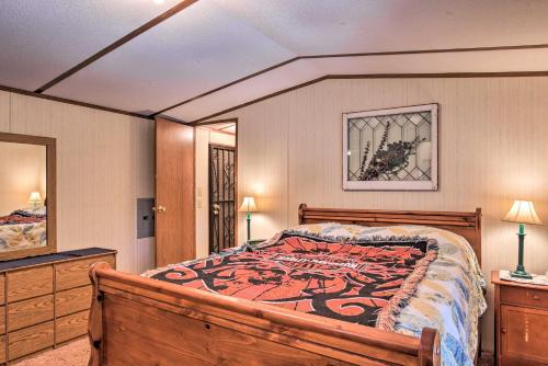 Rustic Cloudcroft Cabin with Deck-Near Skiing and Fishing! - image 4