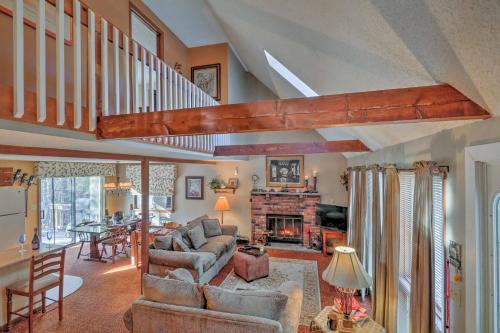 Masthope Home with Pool and Lake Access - Ski Big Bear in Lackawaxen, USA