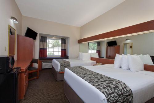 Photo - Microtel Inn and Suites by Wyndham - Lady Lake/ The Villages