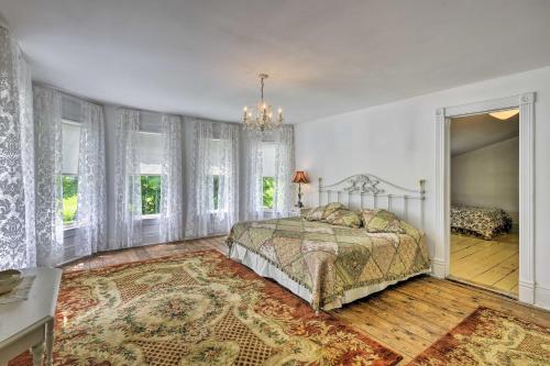 Large Cooperstown Area Victorian Home with Fire Pit - image 9