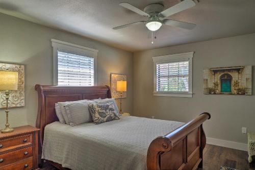 Cozy Home Blocks to Georgetown Square and SU! - image 7