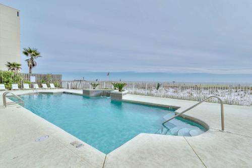 Beachfront Gulf Shores Condo with Patio and Pool Access - image 6