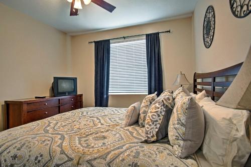 Indio Home with Private Pool and Putting Green By Golf - image 11