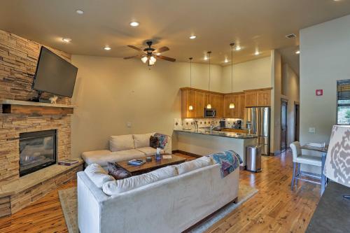 Elegant Frisco Condo with Private Hot Tub and Views!