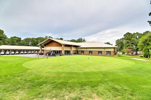 Hot Springs Home with Lake Views Pool and Golf Access! - image 7