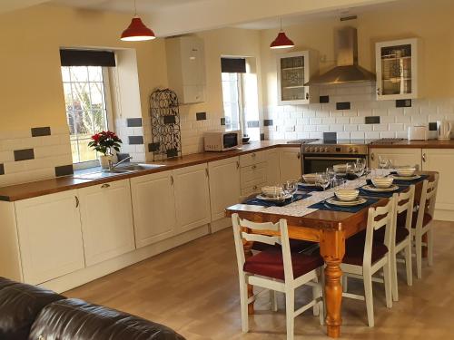Kitchen, Lovely Cottage on Hadrians Wall 12 Miles From Carlisle in Port Carlisle