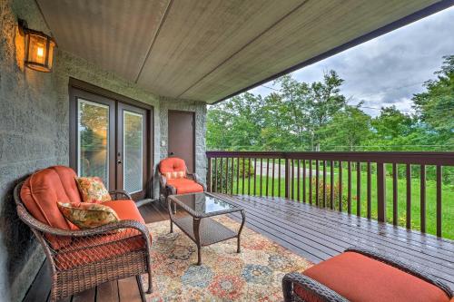 Chalet Village Upper Alpine Condo with Pool Access! in Gatlinburg, USA