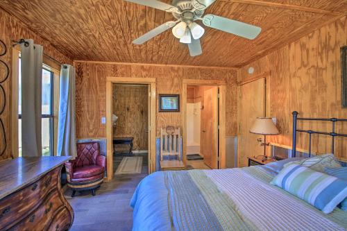 Cozy Medina Cottages with Patio and Mountain Views! - image 4
