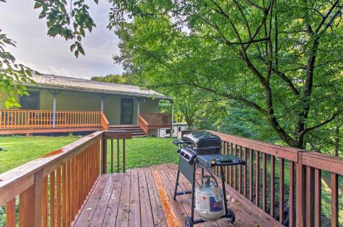 Cosby Cabin with 2 Porches Deck and Game Room! - main image