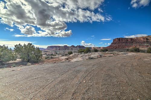 Moab House Near Arches Natl Park and Canyonlands!