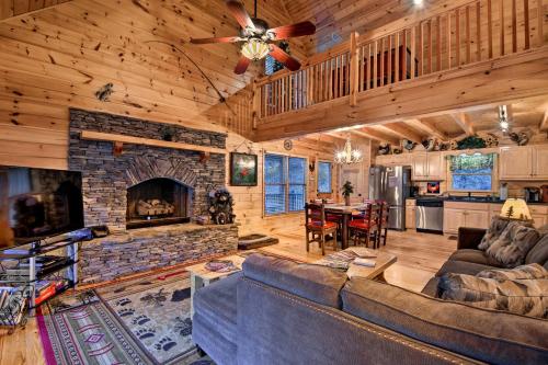 Riverside Ellijay Cabin with Hot Tub and Game Room