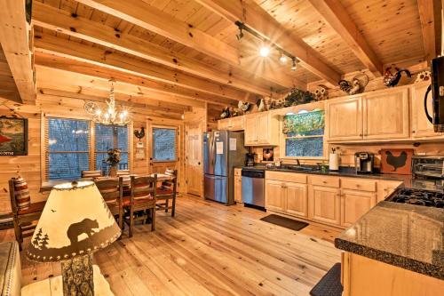 Riverside Ellijay Cabin with Hot Tub and Game Room