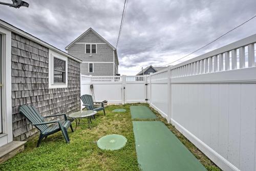 Peaceful Cottage with Grill - Steps to Matunuck Beach - image 4