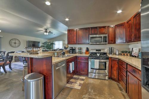 Luxury Moab Home with Mtn Views and Pool Access! - main image