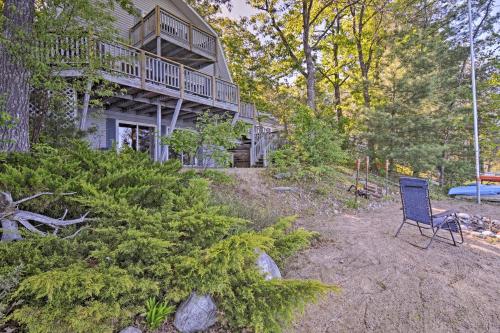 Waterfront House with Dock and Deck on Little Bear Lake - image 4