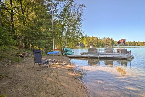 Waterfront House with Dock and Deck on Little Bear Lake - image 5