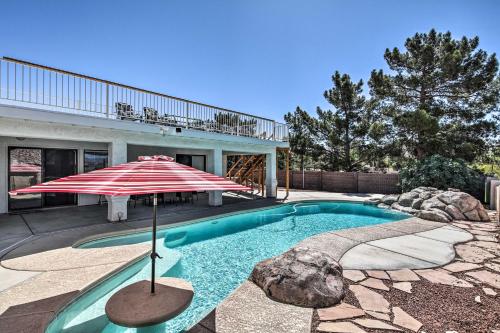 B&B Lake Havasu City - Lake Havasu Family-Friendly Getaway with Deck and Pool - Bed and Breakfast Lake Havasu City