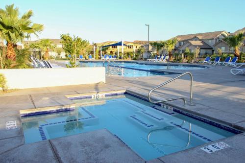 Washington Townhome with Views and Pool Access! - image 41