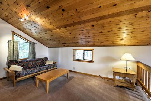 Ashland Cabin on 170 Acres with Mtn Views and Sauna!