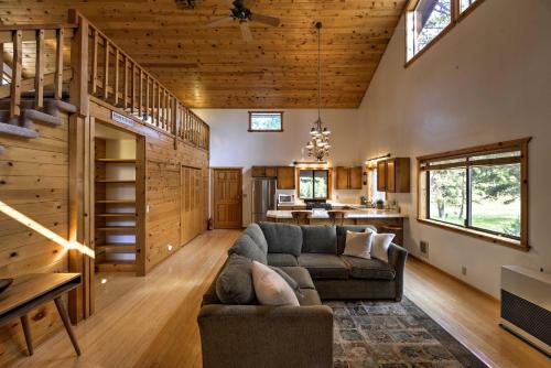 Ashland Cabin on 170 Acres with Mtn Views and Sauna!