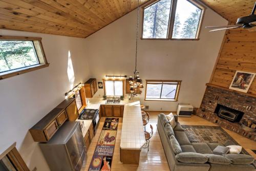 Ashland Cabin on 170 Acres with Mtn Views and Sauna!